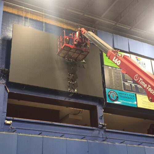 Salem-Civic-Center-Video-Board-Installation