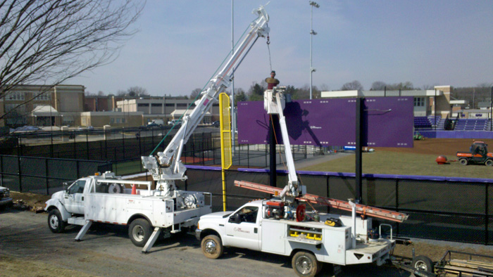 Crane and Bucket truck Services